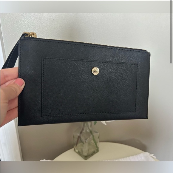 Michael Kors Saffiano leather clutch - Picture 3 of 9